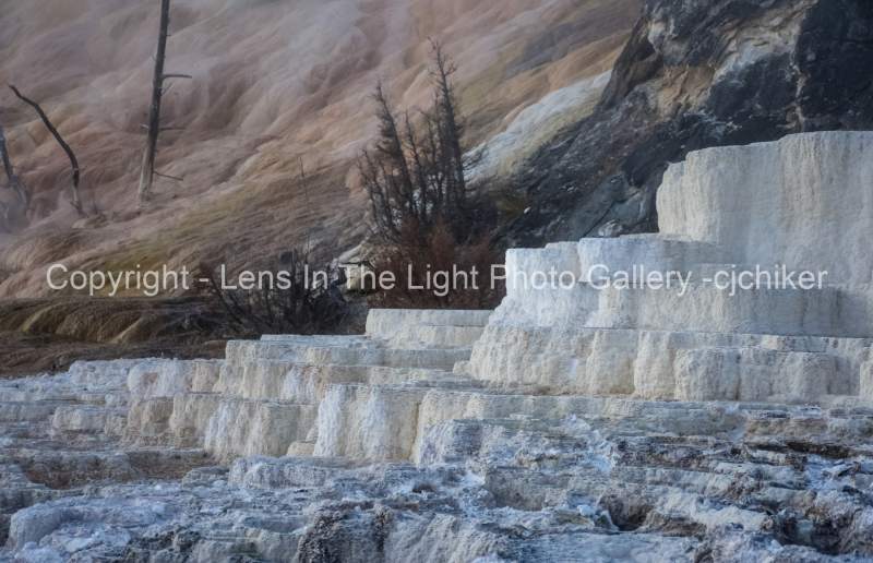 Travertine-Terraces-At-Mammoth-Hot-Springs-In-Yellowstone-National-Park