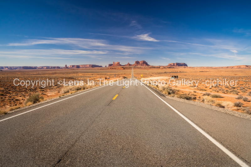 Monument-Valley-Utah-Iconic-Highway-From-Center-of-Road