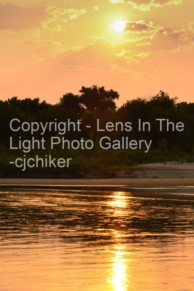 Sunrise-On-Yampa-River-In-Colorado